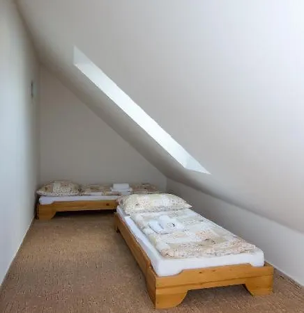 Casa de hóspedes Konvalinka 3*
